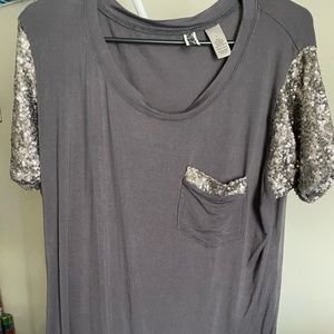 BKE dressy top with sequins